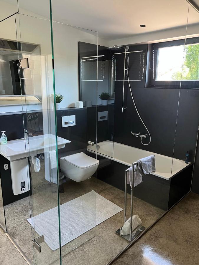 Wohnung Mit Besonderem Ausblick Pfaffenhausen  Luaran gambar